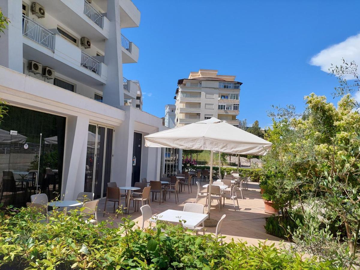 Hotel Nacional Durrës Extérieur photo