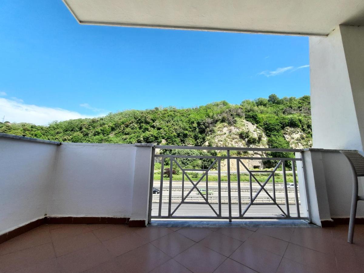 Hotel Nacional Durrës Extérieur photo