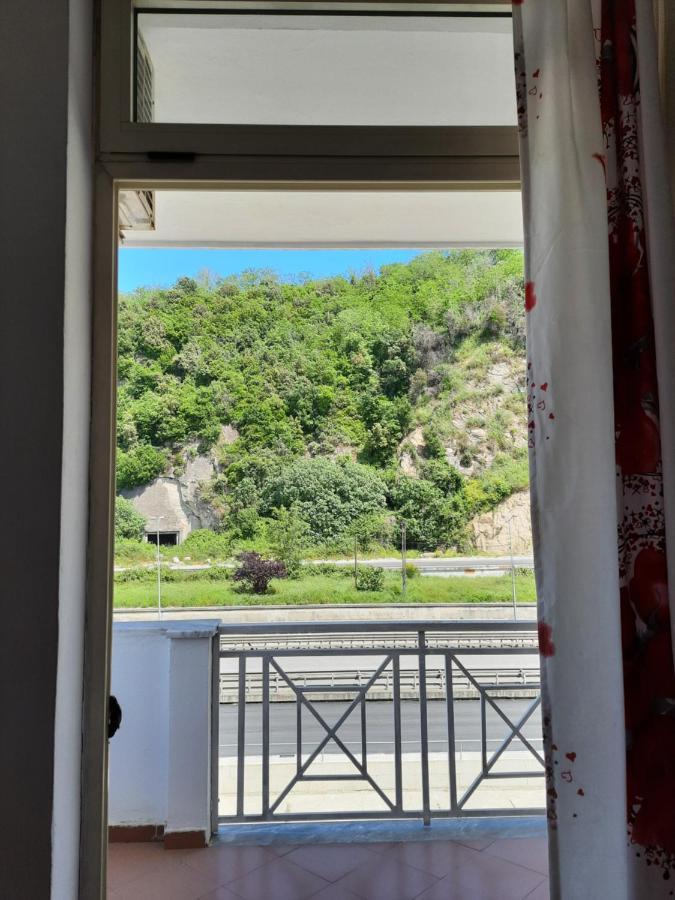 Hotel Nacional Durrës Extérieur photo