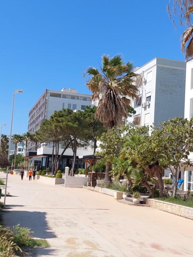 Hotel Nacional Durrës Extérieur photo