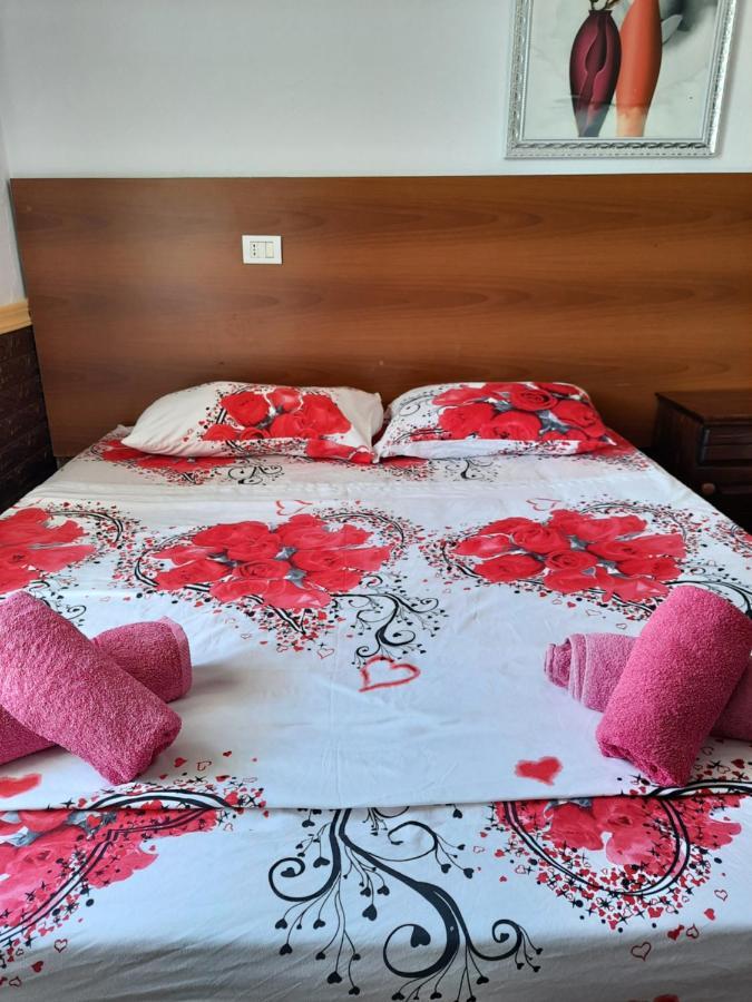 Hotel Nacional Durrës Extérieur photo