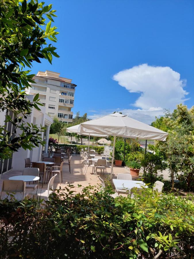 Hotel Nacional Durrës Extérieur photo