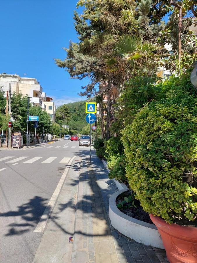 Hotel Nacional Durrës Extérieur photo