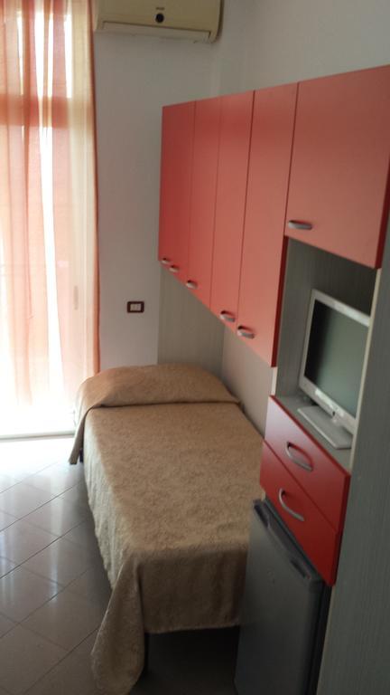 Hotel Nacional Durrës Extérieur photo